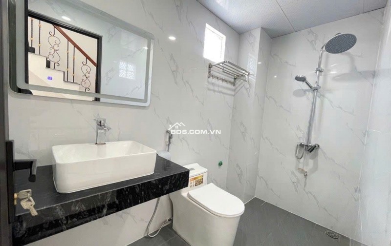 Nguồn Kín - Nhỉnh 7T- Hoàng Đạo Thành - Thanh Xuân - Dt 40m2 - 5 tầng - Sđcc