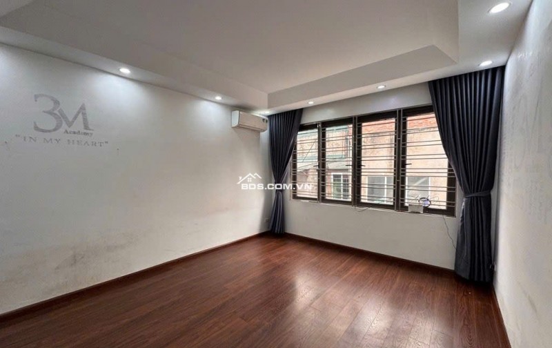 Siêu Phẩm - Nhỉnh 6T- Kim Giang -Cầu Lủ -Hoàng Đạo Thành - DT 38m2 - 4 tầng - SĐCC - Ngõ to Thông - vừa ở vừa kinh doanh