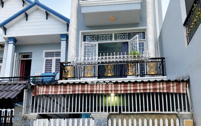 NHÀ 3 TẦNG 4x15 KHU PHÚ MỸ HƯNG Q7 – 6,45 TỶ