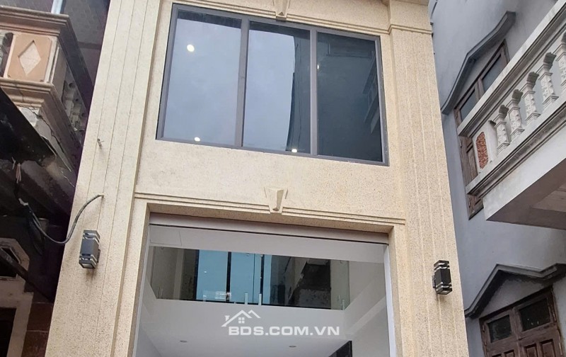 Chính chú đang muốn bán nhà Phố Phúc Lợi , 6 tầng giá sốc