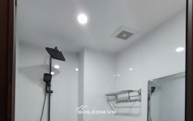 Chính chú đang muốn bán nhà Phố Phúc Lợi , 6 tầng giá sốc