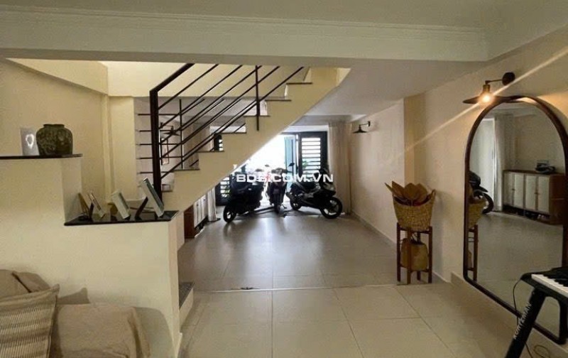BÁN NHÀ HẺM XE HƠI QUẬN 7 CHỈ 6 TỶ 6