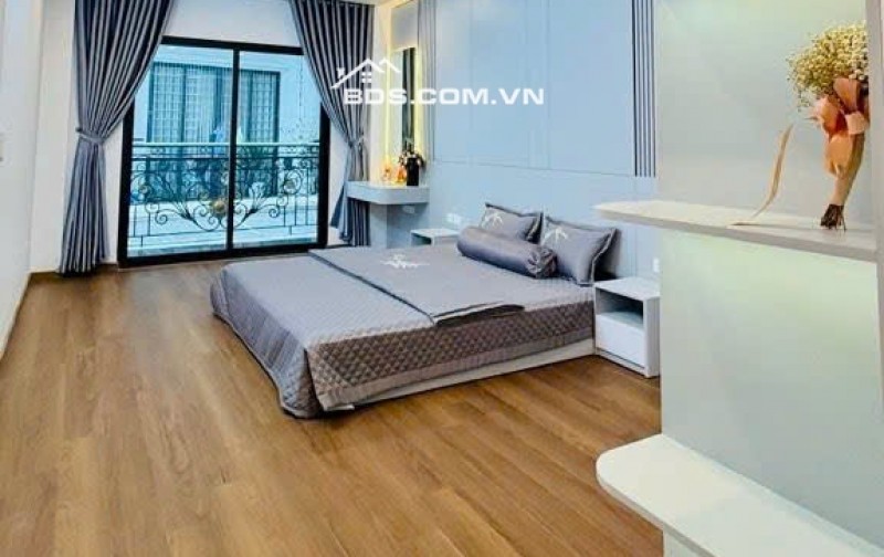 Xây Mới - Nhỉnh 8T-Thang Máy - Trịnh Đình Cửu-Dt 40m2-6 tầng- Sđcc không QH -Ngõ thông rất gần phố
