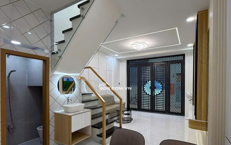 SIÊU PHẨM QUẬN TÂN PHÚ KẾ BÊN ĐẦM SEN, HXH CÁCH 1 CĂN RA MT – 40M2 NHỈNH 6TỶ LH:0965547748.