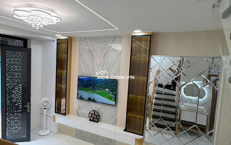 SIÊU PHẨM QUẬN TÂN PHÚ KẾ BÊN ĐẦM SEN, HXH CÁCH 1 CĂN RA MT – 40M2 NHỈNH 6TỶ LH:0965547748.