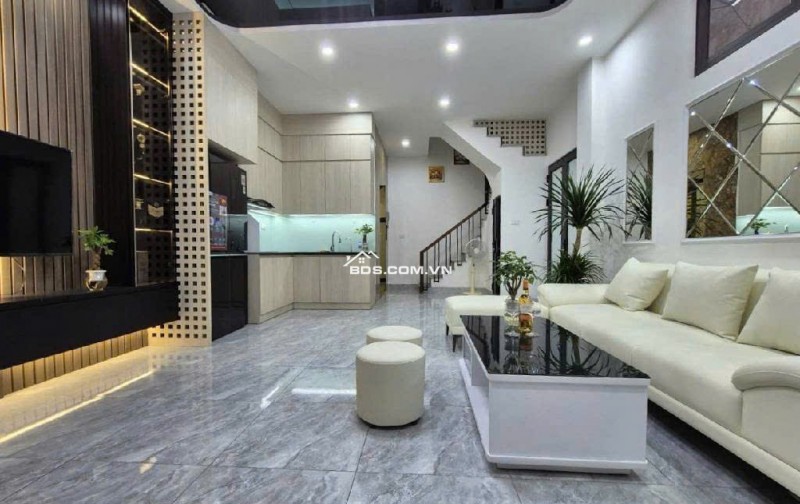 Hàng Hiếm- Phân Lô- Lê Trọng Tấn - Hoàng Văn Thái - Nhỉnh 12T -DT 60m2 - 5 tầng - Mt 5m - SĐCC