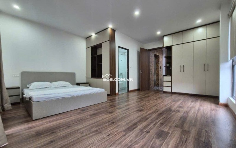 Hàng Hiếm- Phân Lô- Lê Trọng Tấn - Hoàng Văn Thái - Nhỉnh 12T -DT 60m2 - 5 tầng - Mt 5m - SĐCC
