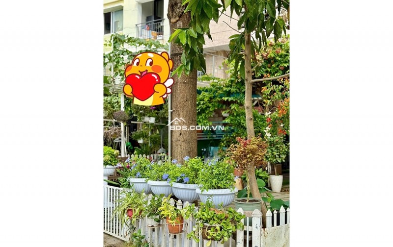 Chính chủ bán nhà trệt chung cư có sân vườn, lối đi riêng thuộc KDC Nam Long Q7