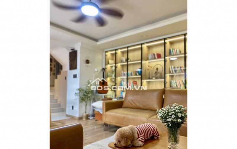 Chính chủ bán nhà trệt chung cư có sân vườn, lối đi riêng thuộc KDC Nam Long Q7
