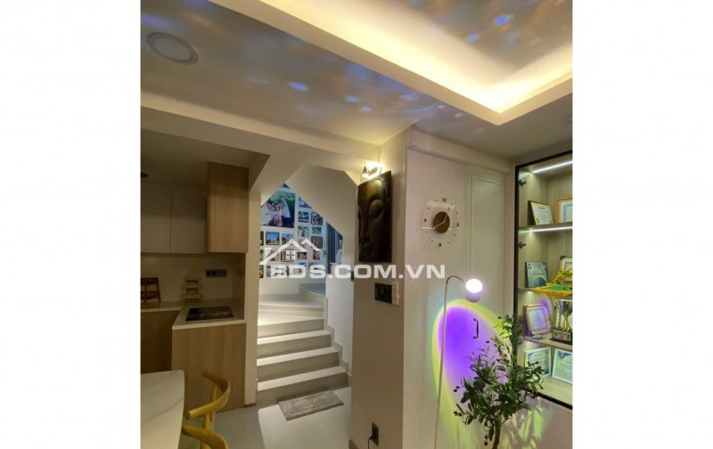 Chính chủ bán nhà trệt chung cư có sân vườn, lối đi riêng thuộc KDC Nam Long Q7