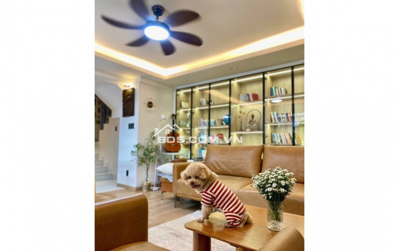 Chính chủ bán nhà trệt chung cư có sân vườn, lối đi riêng thuộc KDC Nam Long Q7