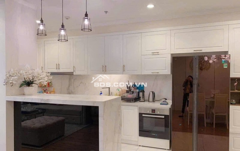 Bán căn 3PN tầng đẹp 95m2 View thoáng nhà mới đẹp giá bán 10 tỷ tại Times city