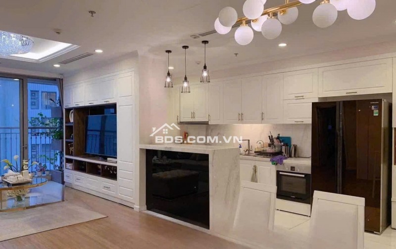 Bán căn 3PN tầng đẹp 95m2 View thoáng nhà mới đẹp giá bán 10 tỷ tại Times city
