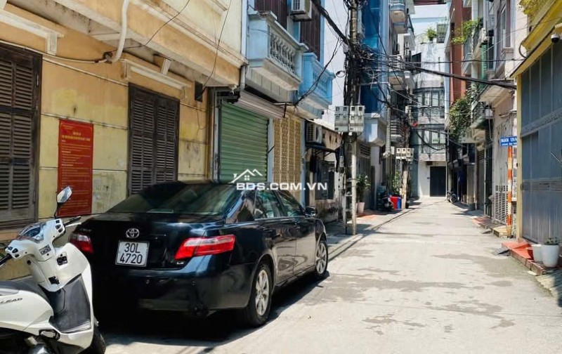 Chỉ nhỉnh 6 tỷ xíu- Trung tâm Kim Giang - Vũ Tông Phan - ô tô qua nhà, 40m2 - 4 tầng - SĐCC