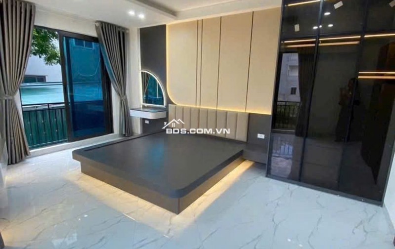 Chỉ nhỉnh 6 tỷ xíu- Trung tâm Kim Giang - Vũ Tông Phan - ô tô qua nhà, 40m2 - 4 tầng - SĐCC