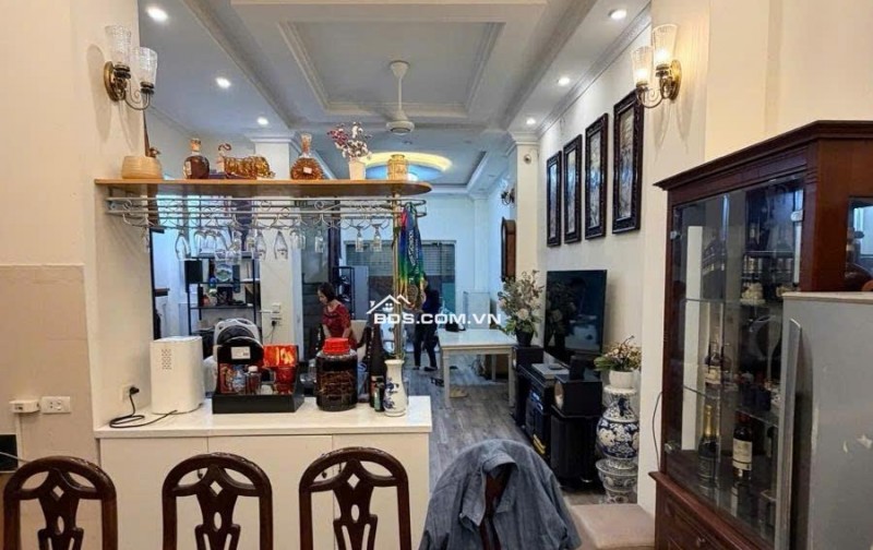 HOT NHẤT NGUYỄN VĂN TUYẾT – 6 TẦNG – Ô TÔ TRÁNH – KINH DOANH CỰC ĐỈNH
