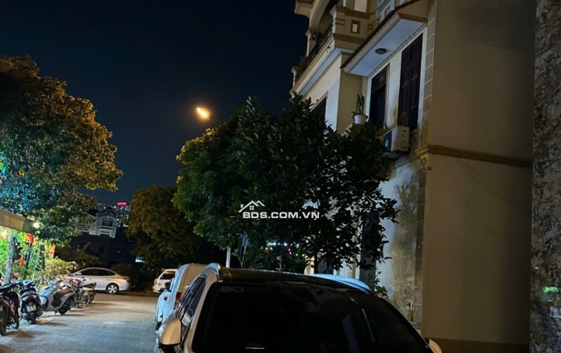 TOÀ NHÀ ĐẸP NHẤT TẠI X2B, LÔ GÓC ,VIEW HỒ, Ô TÔ CHÁNH, THANG MAY, KINH DOANH TỐT, 80M2, GIÁ nhỉnh 35tỷ