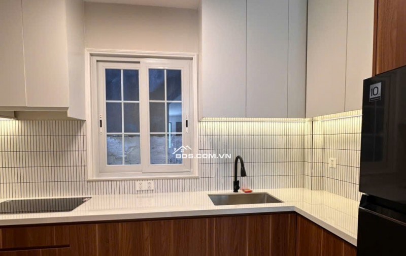 3 TỶ 800 TRIỆU – NHÀ BÈ-Sổ hồng riêng – Hẻm xe hơi thông tứ hướng