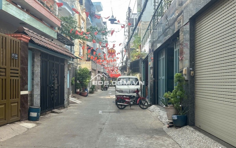 Bán nhà 6 lầu đẹp 1/ HXH Thống Nhất T.máy 80m2 ngang 5m tặng NT sát Cityland nhỉnh 13 tỷ.
