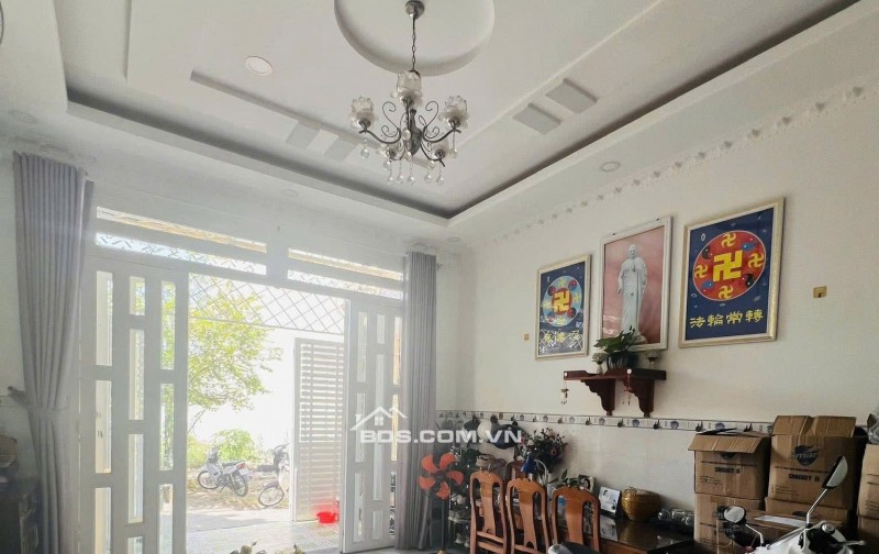 NHÀ ĐẸP QUẬN 7 – 3 TẦNG ĐÚC – NGANG GẦN 6M HIẾM- Chỉ 5 Tỷ 990