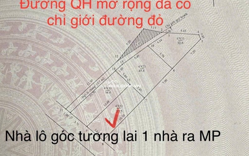CHÍNH CHỦ CẦN BÁN GÂP ĐẤT MẶT PHỐ THẠCH BÀN 38M2 MẶT TIỀN 3.5M  VI TRÍ CỰC HIẾM . MỘT LÔ DUY NHẤT CÒN SÓT LẠI KHÔNG TIM THẤY LÔ THƯ 2 Ạ