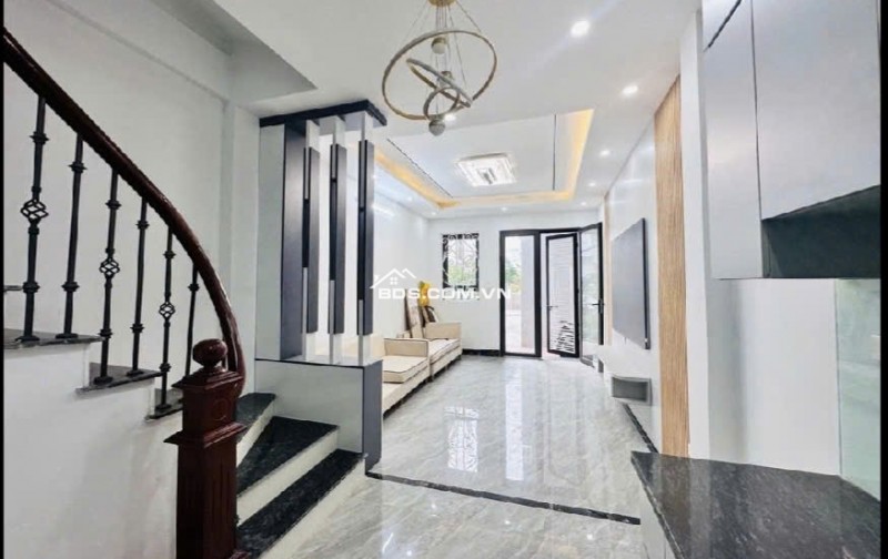  Hiếm! Nhà 5 Tầng Thạch Bàn Chỉ Nhỉnh 6 TỷGần Ô Tô – Nhà Mới Long Biên – Giá Tốt