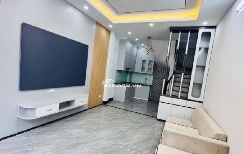  Hiếm! Nhà 5 Tầng Thạch Bàn Chỉ Nhỉnh 6 TỷGần Ô Tô – Nhà Mới Long Biên – Giá Tốt