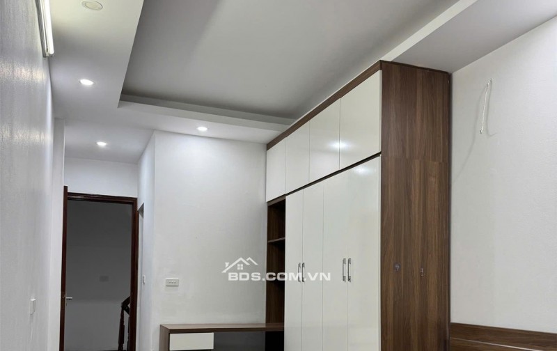 RẺ NHẤT THÁI THỊNH – NGÕ RỘNG 2M – NHÀ MỚI TINH Ở LUÔN – XEM LÀ CHỐT