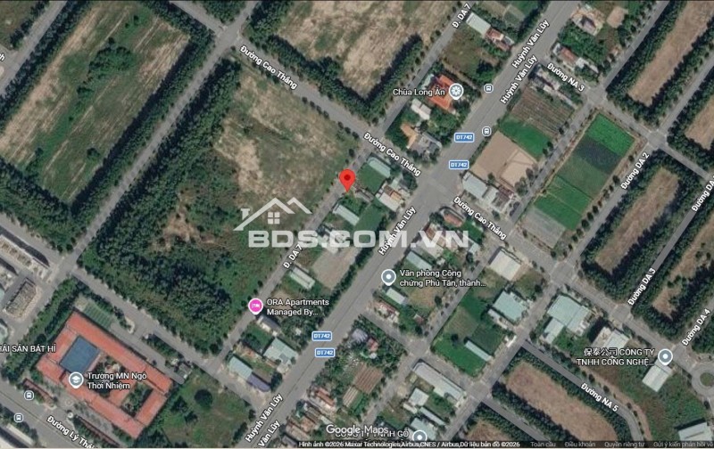 BÁN LÔ ĐẤT 300M2 FULL THỔ CƯ, NGAY TRUNG TÂM TP MỚI, SỔ HỒNG RIÊNG