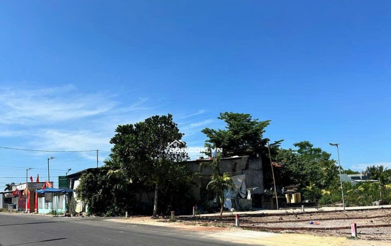 Đất mặt tiền kinh doanh gần Quốc lộ 1A, liền kề Thị Trấn Hương An