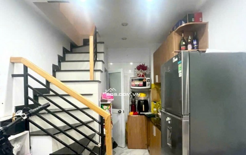 Gần 4 tỷ.Nhà hẻm rộng, Hướng Đông Nam, 4 tầng, SD 48m2, Xô viết Nghệ Tĩnh, BT