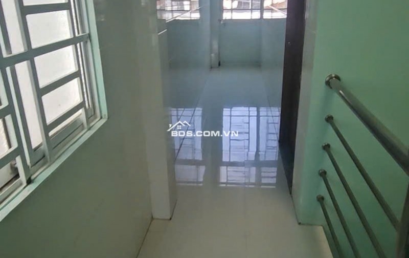 NHÀ ĐẸP- GIÁ TỐT- CHÍNH CHỦ BÁN NHÀ T2 Tầng Full thổ cư, Cách QL 1 là 100m, Phường Ba Láng