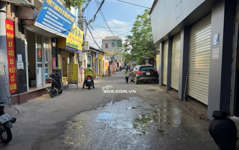 Cho thuê nhà 1 tầng, 220m²,thông sàn, ngõ 195 Cầu Diễn, 0912172283