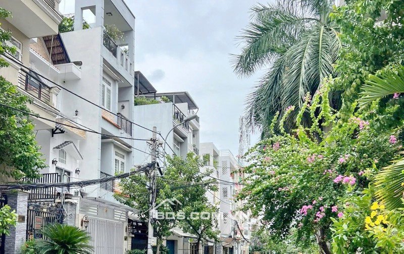 Lô đất full thổ cư cực đẹp Mặt Tiền ĐS Lâm Văn Bền. Quận 7