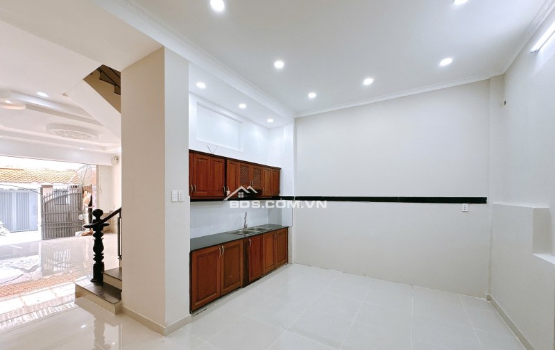 Nhà Kiều Đàm Q7 5x18m, 4 tầng, xe hơi ngủ nhà, chỉ 12.8 tỷ