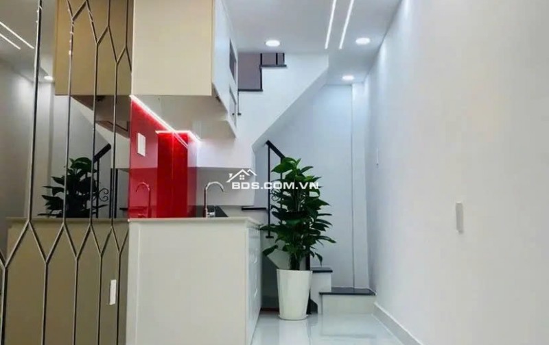 Nhỉnh 2 tỷ có ngay Hộ Khẩu Sài Gòn - 3 Tầng - Full Nội Thất - Trung Tâm Tân Phú - Lê Ngã - P.Tân Phú