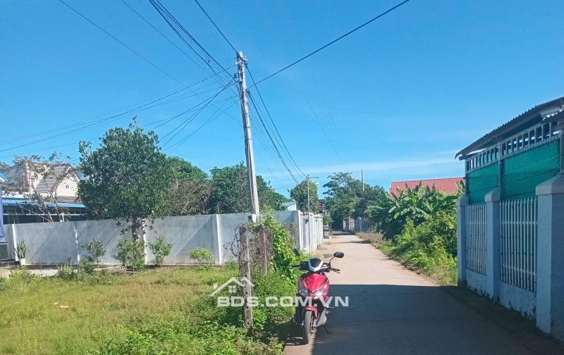 CHÍNH CHỦ BÁN 504,5M2 ĐẤT MẶT TIỀN LỘ BÊ TÔNG ÔTÔ TRUNG TÂM TRẦN ĐỀ LH:0336067426.
