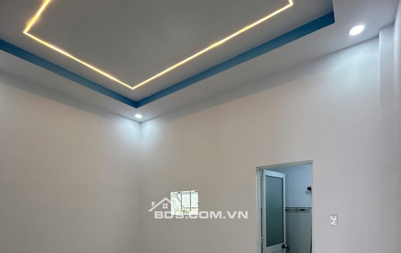 Nhà chính chủ hóc môn khu vực cầu lớn, SỔ HỒNG RIÊNG bao sang tên