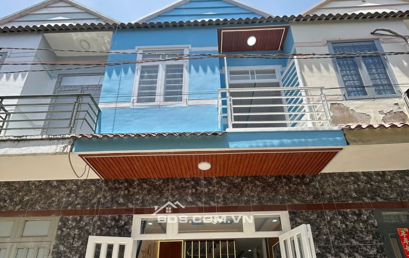Nhà chính chủ hóc môn khu vực cầu lớn, SỔ HỒNG RIÊNG bao sang tên