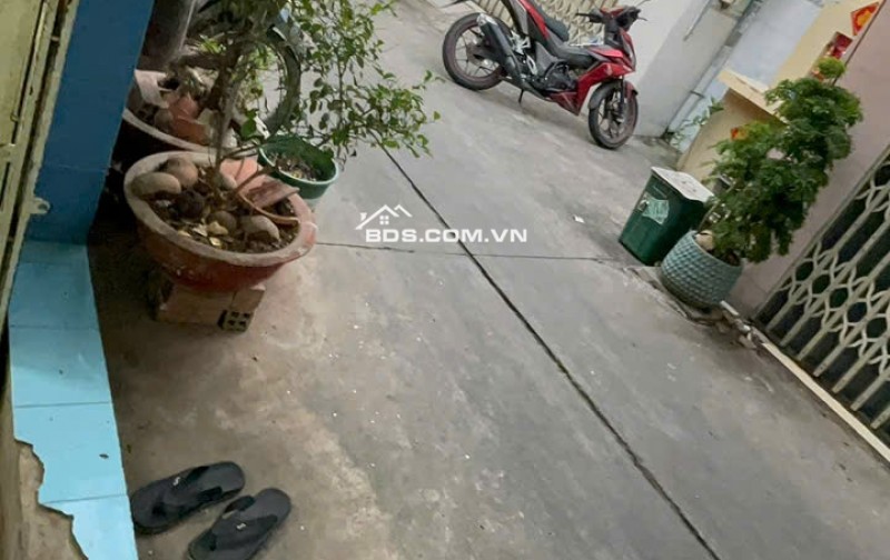 NHÀ QUẬN 11 LIỀN KỀ CÁC QUẬN KHÁC, AN NINH AN TOÀN. 5 TỶ 59.1 M2. LH:0903067772.