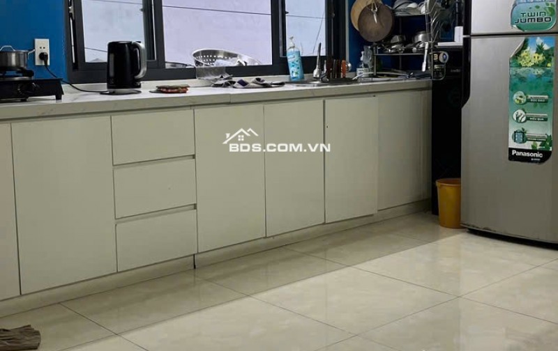 Nhà MT đường nguyên an ninh,ngang 5,5m,dài 10,35 m