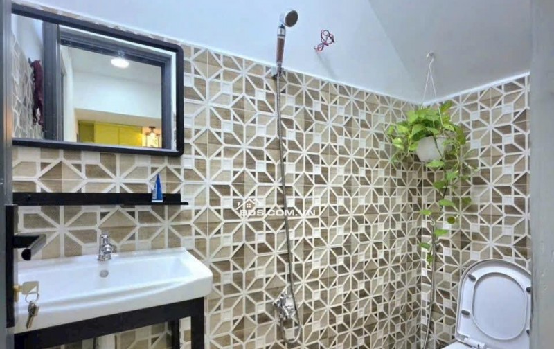  Nhà đẹp – vị trí kinh doanh cực tốt hẻm 1147 Huỳnh Tấn Phát, Quận 7