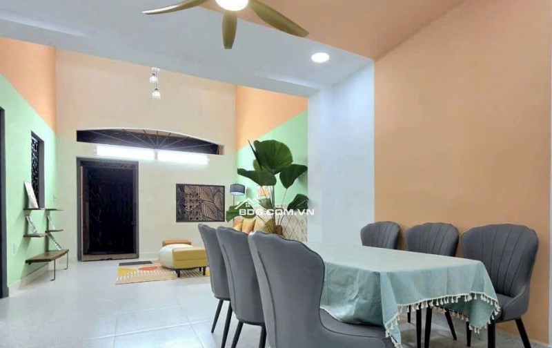  Nhà đẹp – vị trí kinh doanh cực tốt hẻm 1147 Huỳnh Tấn Phát, Quận 7