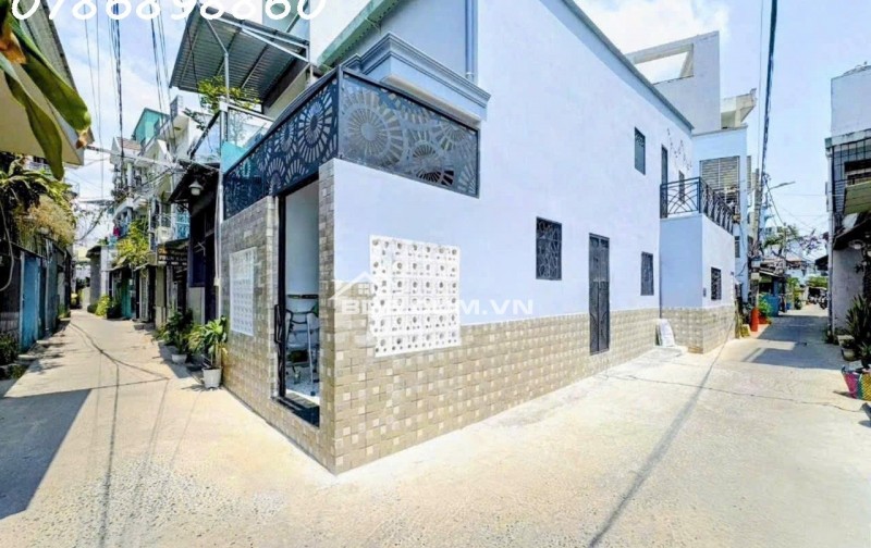  Nhà đẹp – vị trí kinh doanh cực tốt hẻm 1147 Huỳnh Tấn Phát, Quận 7