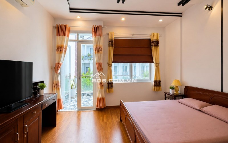 BÁN NHÀ HIẾM NHƯ KS 5 SAO- 4,5X22-4 TẦNG HẺM 8M CHỈ 7 TỶ 580