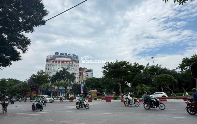  SIÊU PHẨM TOÀ NHÀ VĂN PHÒNG MẶT PHỐ – TRUNG TÂM QUẬN CẦU GIẤY 