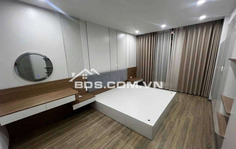 BÁN NHÀ PHỐ QUAN NHÂN - DT 37 M2 (6 TẦNG THANG MÁY) - SẴN SỔ ĐỎ, CHỈ 12.9 TỶ. LH:0983215192
