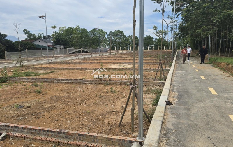 Bán đất ven đô Hà Nội 80m2 giá 1tỷ3 gần vành đai 5 mặt đường lớn gần trường đại học Lao động xã hội.