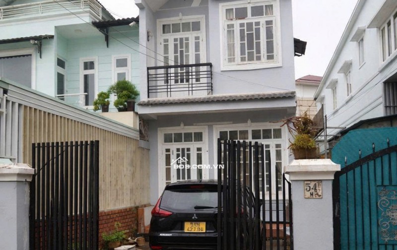 Cho thuê nhà 3 phòng 10 triệu/tháng Hùng Vương phường 9 Đà Lạt
