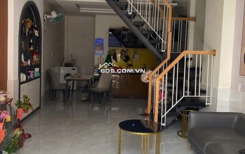 Bán nhà Vi bằng , 1 lầu HXH đường Phan Huy ích, GV, P14 cũ , 2,8 tỷ